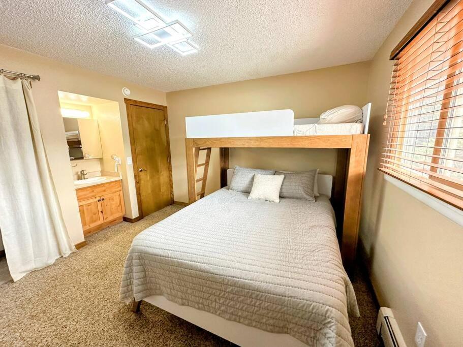 Winter Haus, Winter Park 2 Bedrooms Corner Unit W Outdoor Patio Walking Distance To The Center Of Town מראה חיצוני תמונה