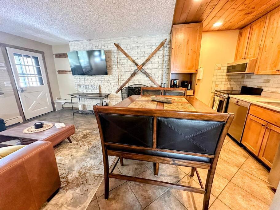 Winter Haus, Winter Park 2 Bedrooms Corner Unit W Outdoor Patio Walking Distance To The Center Of Town מראה חיצוני תמונה