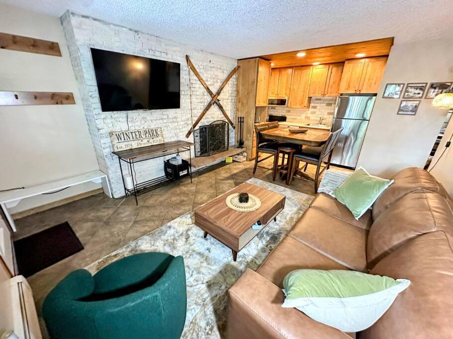 Winter Haus, Winter Park 2 Bedrooms Corner Unit W Outdoor Patio Walking Distance To The Center Of Town מראה חיצוני תמונה